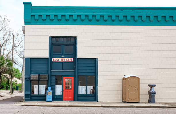 Portable bathroom rental in Belle, MO